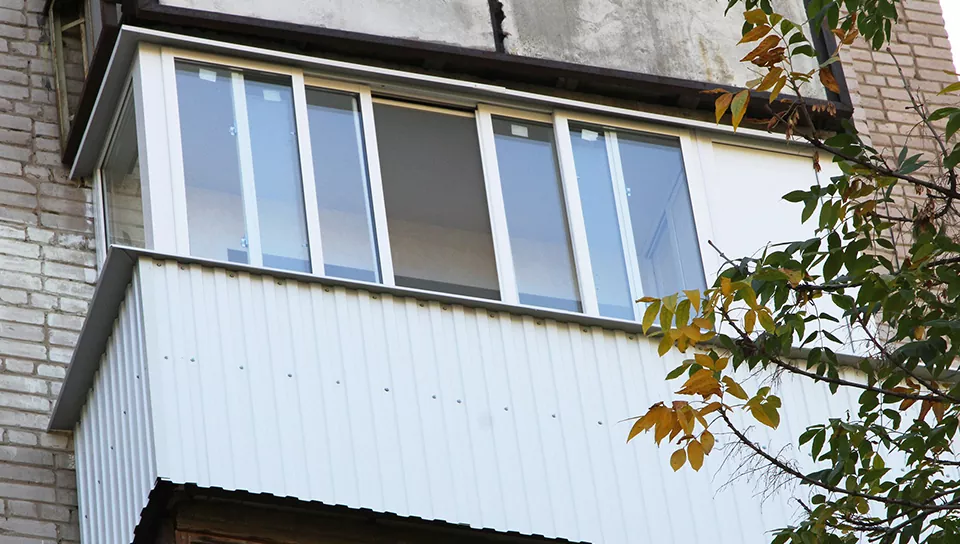 Алюминиевые балконные рамы на холодный балкон